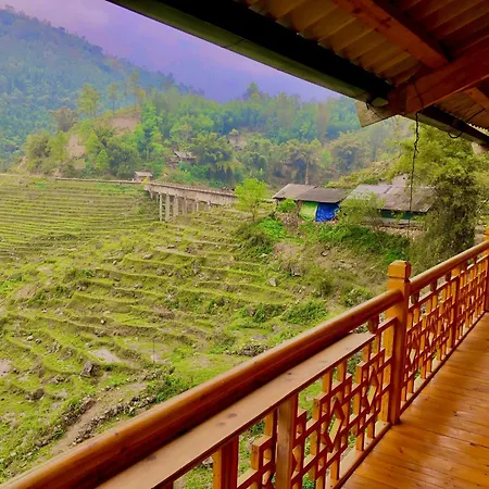 Lysahouse Guest House Sapa Exterior photo